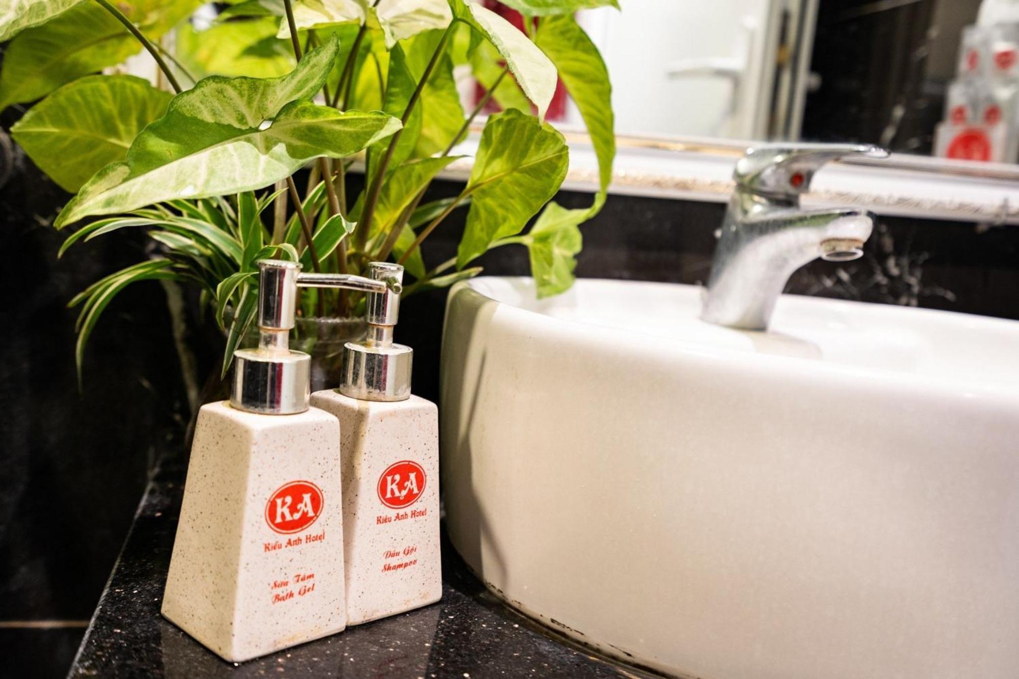 Kieu Anh Hotel - 81 Trung Kinh - By Bay Luxury Ανόι Εξωτερικό φωτογραφία